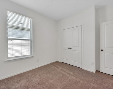 339 Lippizan Drive - Photo Thumbnail 18