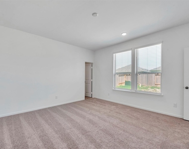 339 Lippizan Drive - Photo Thumbnail 13