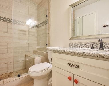 800 Country Place Drive - Photo Thumbnail 20