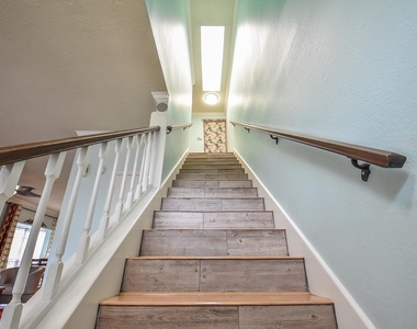 800 Country Place Drive - Photo Thumbnail 26
