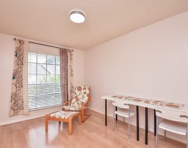 800 Country Place Drive - Photo Thumbnail 22