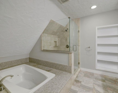 3605 Plumb Street - Photo Thumbnail 17