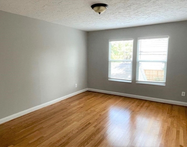3605 Plumb Street - Photo Thumbnail 19