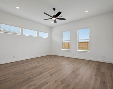 1808 Drover Lane - Photo Thumbnail 15