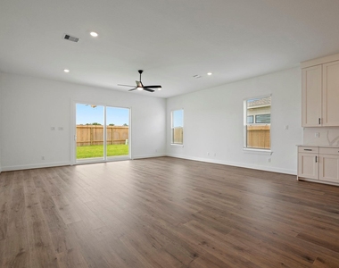 1808 Drover Lane - Photo Thumbnail 11