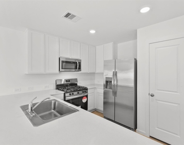 12403 Wild Strawberry Rd - Photo Thumbnail 7