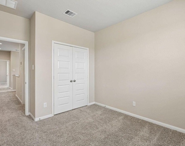 9808 Falling Fern Lane - Photo Thumbnail 14