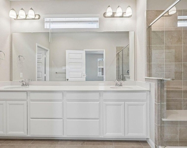 9808 Falling Fern Lane - Photo Thumbnail 8