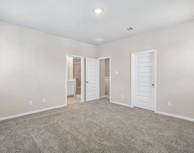 9808 Falling Fern Lane - Photo Thumbnail 7