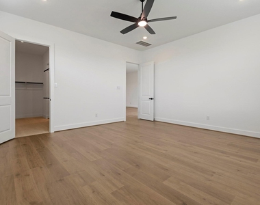 1911 Drover Lane - Photo Thumbnail 13
