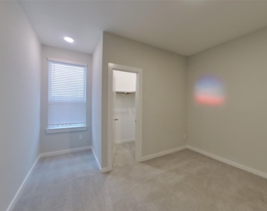 2334 Bailey Fields Lane - Photo Thumbnail 9
