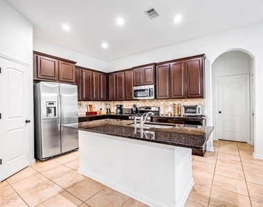 118 Wood Drake Place - Photo Thumbnail 6