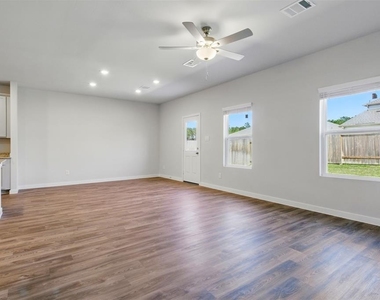 25187 Leather Leaf Ct - Photo Thumbnail 17