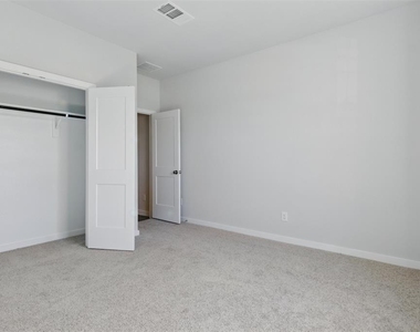 25187 Leather Leaf Ct - Photo Thumbnail 3