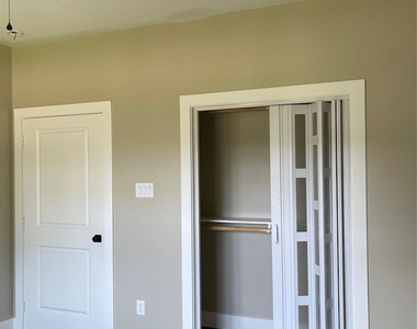 607 Schurmier Road - Photo Thumbnail 4