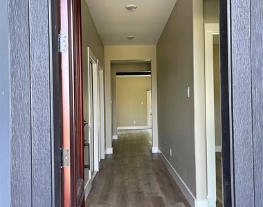 607 Schurmier Road - Photo Thumbnail 2