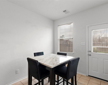 3250 Palston Bend Lane - Photo Thumbnail 6