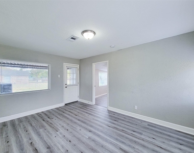 7426 Bigwood Street - Photo Thumbnail 19