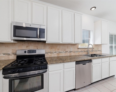 4211 Torrey Creek Lane - Photo Thumbnail 14