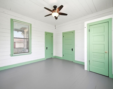 313 S Blackwell Street - Photo Thumbnail 20