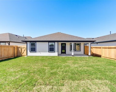 8038 Tropea Drive - Photo Thumbnail 33