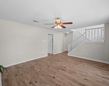 16723 Running Quail Court - Photo Thumbnail 23
