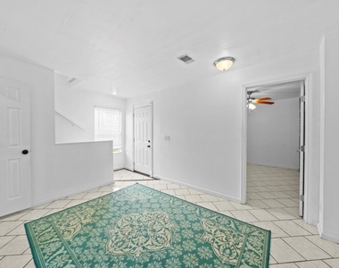 16723 Running Quail Court - Photo Thumbnail 27