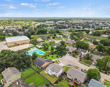 16723 Running Quail Court - Photo Thumbnail 3