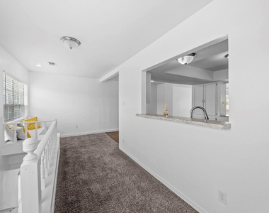 16723 Running Quail Court - Photo Thumbnail 11
