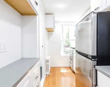 214 first avenue - Photo Thumbnail 4