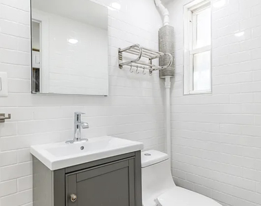 214 first avenue - Photo Thumbnail 5