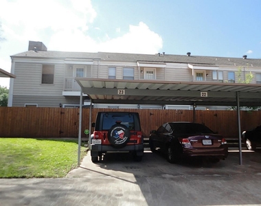 11710 Southlake Drive - Photo Thumbnail 1