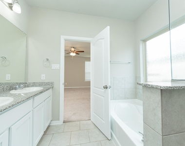 31303 Palomino Ranch Path - Photo Thumbnail 25