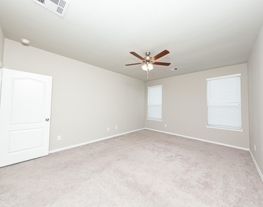 31303 Palomino Ranch Path - Photo Thumbnail 18