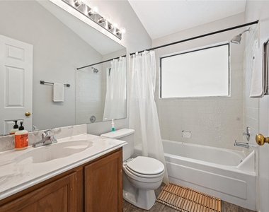 1555 Hillside Elm Street - Photo Thumbnail 16