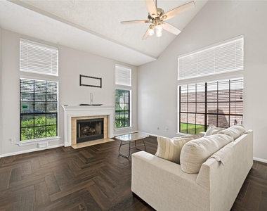 1555 Hillside Elm Street - Photo Thumbnail 2