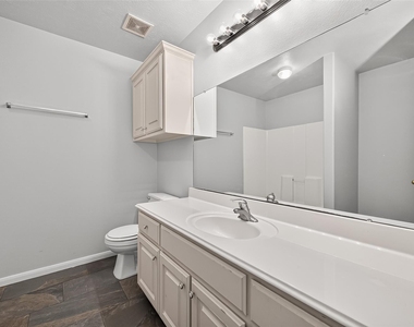 16200 Sun View Lane - Photo Thumbnail 14