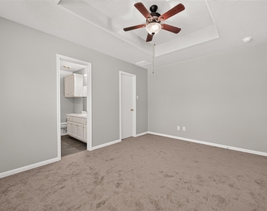 16200 Sun View Lane - Photo Thumbnail 12