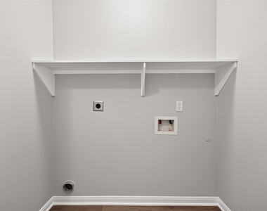 16200 Sun View Lane - Photo Thumbnail 24