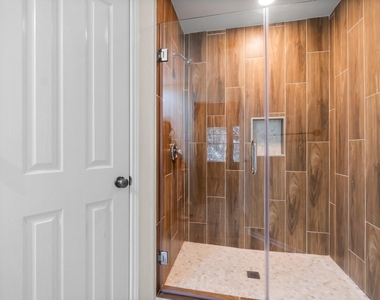 75 Scarlet Woods Court - Photo Thumbnail 16
