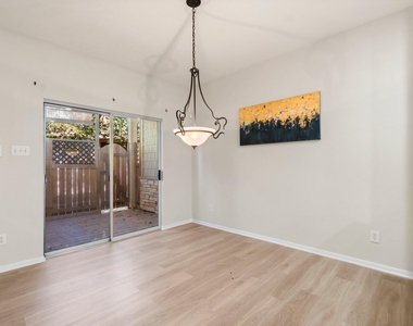 75 Scarlet Woods Court - Photo Thumbnail 6