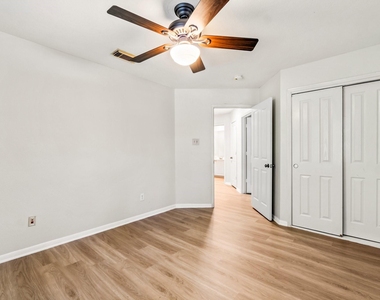 75 Scarlet Woods Court - Photo Thumbnail 19