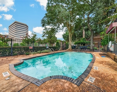 4515 Briar Hollow Place - Photo Thumbnail 21