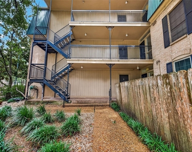 4515 Briar Hollow Place - Photo Thumbnail 3