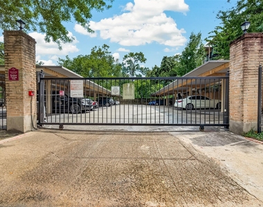 4515 Briar Hollow Place - Photo Thumbnail 27