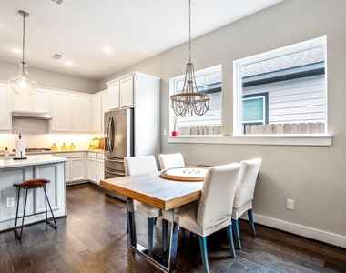 222 Thistle Drive - Photo Thumbnail 14