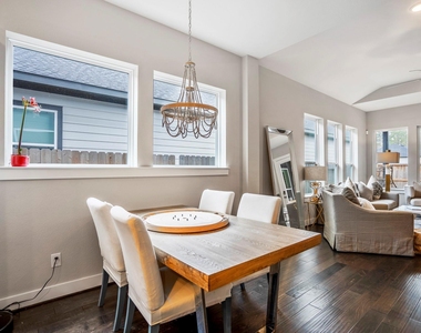 222 Thistle Drive - Photo Thumbnail 15