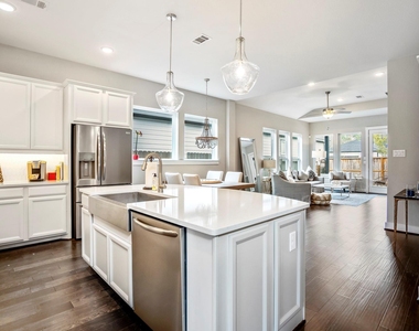 222 Thistle Drive - Photo Thumbnail 8