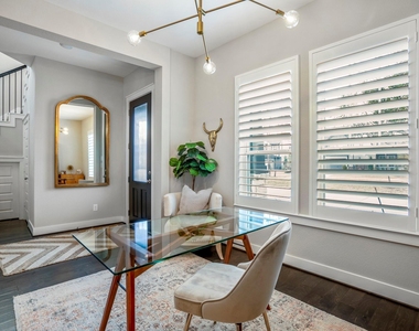 222 Thistle Drive - Photo Thumbnail 5
