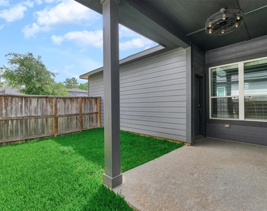 222 Thistle Drive - Photo Thumbnail 37